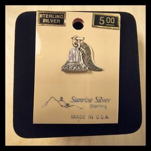 🏔️ Vtg. Sterling Silver Devils Tower Wyoming Pendant Charm